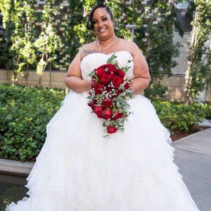 Size 24 AMAZING Oleg Cassini Wedding Dress